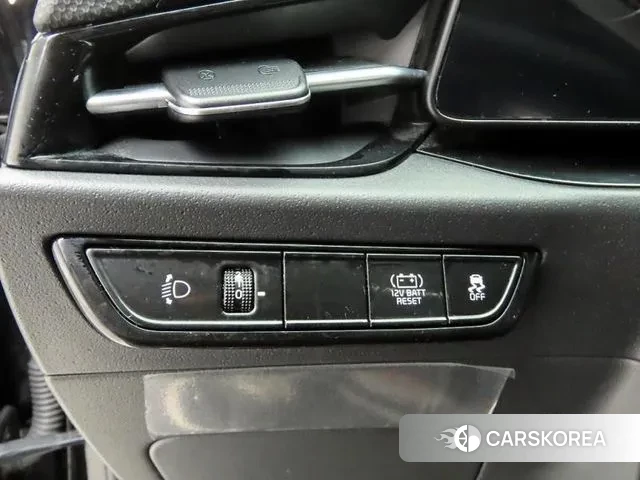 Kia Di Ol Nu Niro 2023 Черный из Кореи, фото 2