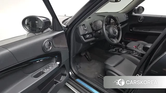 Mini Cooper Countryman 2022 Черный из Кореи, фото 2