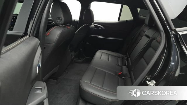 Chevrolet (GM Daewoo) Trax Crossover 2024 Черный из Кореи, фото 2