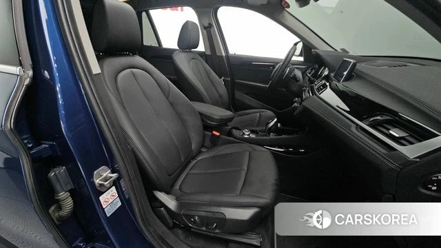 BMW X1 (F48) 2022 Синий из Кореи, фото 2
