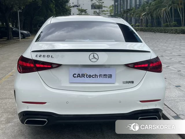 Mercedes-Benz Class C 2024 Белый из Китая, фото 2