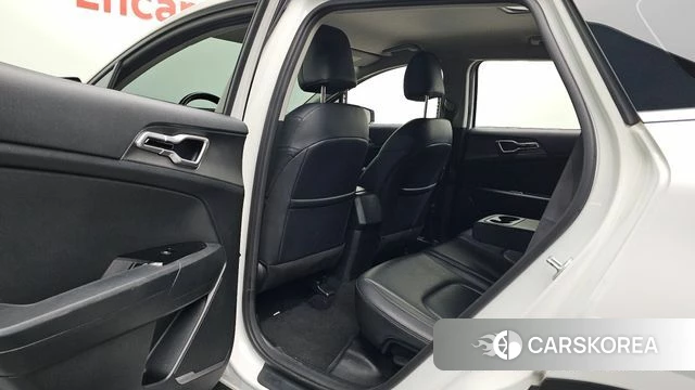 Kia Sportage 5th Generation 2022 Белый из Кореи, фото 2