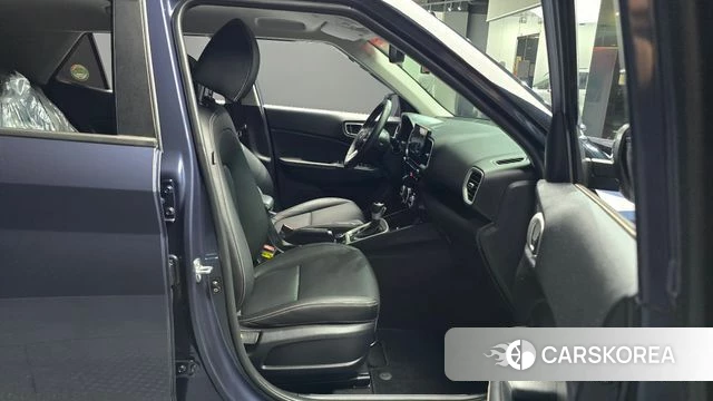 Hyundai Venue 2023 Синий из Кореи, фото 2