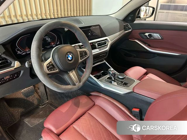 BMW 3 series 2022 Черный из Китая, фото 2