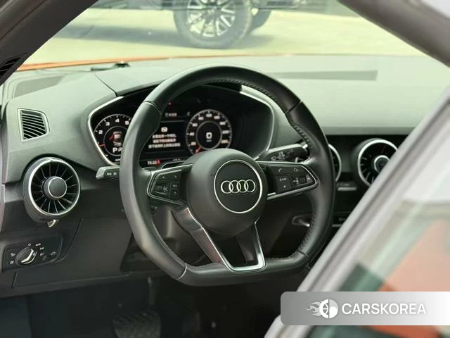 Audi TT 2024 Оранжевый из Китая, фото 2