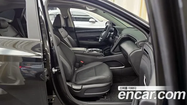 Hyundai Tucson (NX4) 2023 Черный из Кореи, фото 2