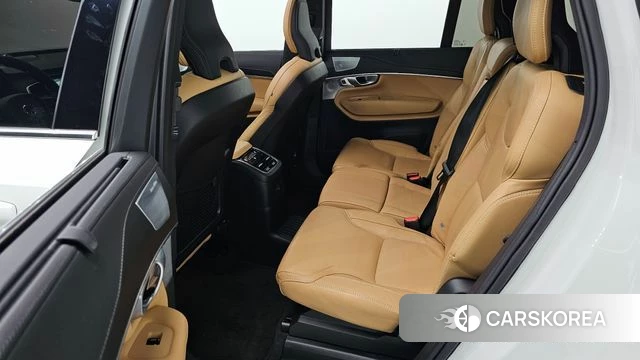 Volvo XC90 second Generation 2023 Белый из Кореи, фото 2