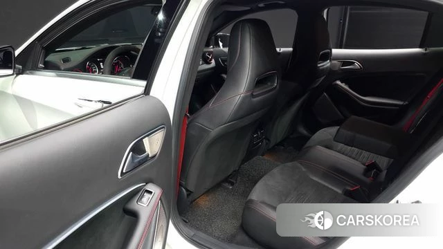 Mercedes-Benz GLA-Class X156 2018 Белый из Кореи, фото 2