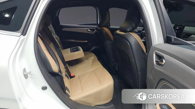 Renault Korea (Samsung) Arcana 2025 Белый из Кореи, фото 2