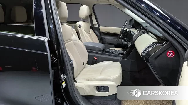 Land Rover Discovery 5 2020 Черный из Кореи, фото 2