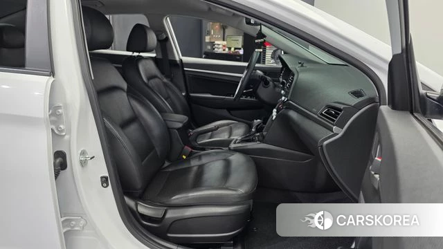 Hyundai The New Avante AD 2019 Белый из Кореи, фото 2