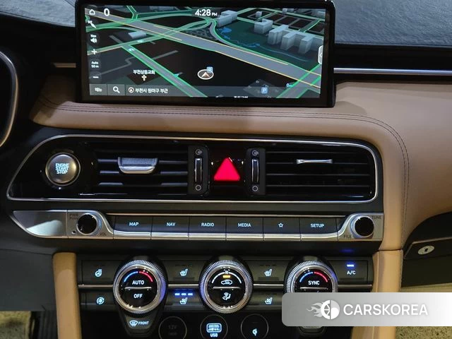 Genesis The New G70 2021 Черный из Кореи, фото 2