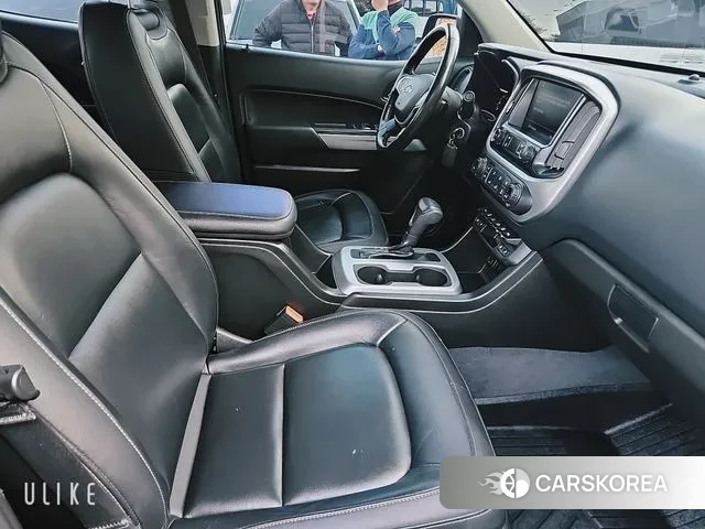 Chevrolet (GM Daewoo) Real New Colorado 2021 Черный из Кореи, фото 2