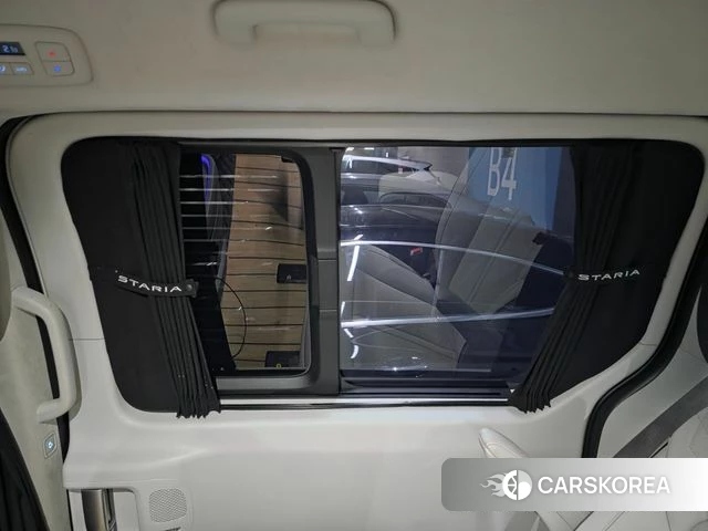 Hyundai Staria 2025 Белый из Кореи, фото 2