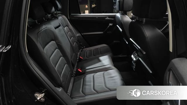 Volkswagen Tiguan second Generation 2020 Черный из Кореи, фото 2