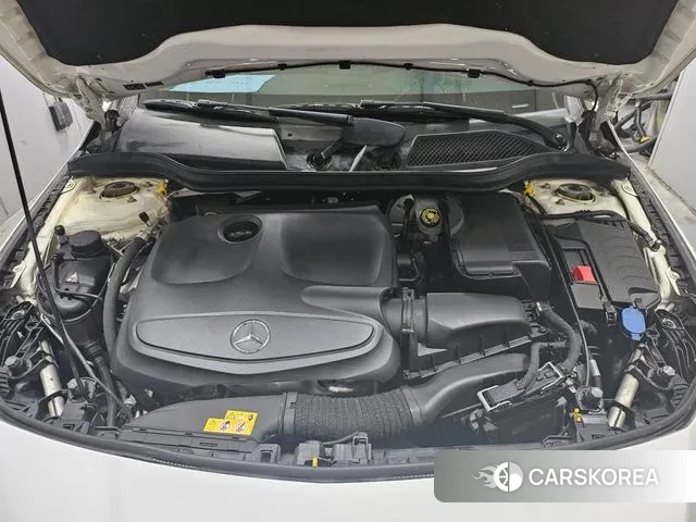 Mercedes-Benz CLA-Class C117 2018 Белый из Кореи, фото 2