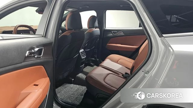 Kia The New Sportage 5th Generation 2025 Серебристо-серый из Кореи, фото 2