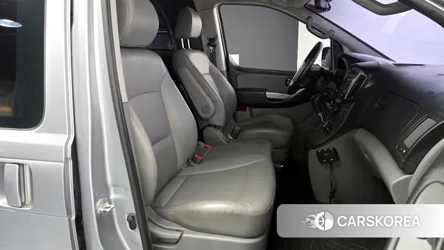 Hyundai The New Grand Starex 2019 Серебряный из Кореи, фото 2