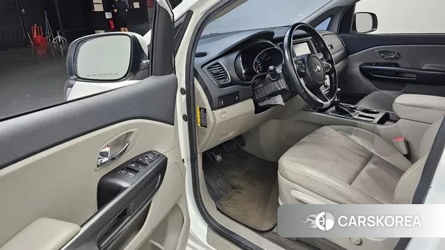 Kia The New Carnival 2018 Белый из Кореи, фото 2