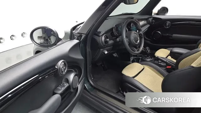 Mini Cooper 2022 Темно-зеленый из Кореи, фото 2