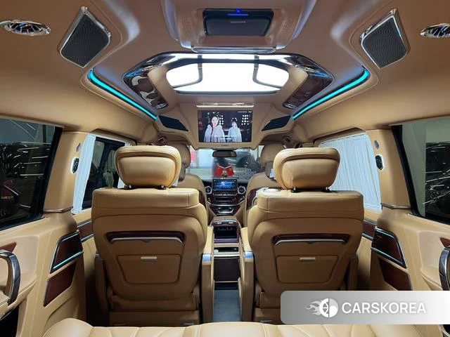 Mercedes-Benz V-class 2024 Черный из Китая, фото 2
