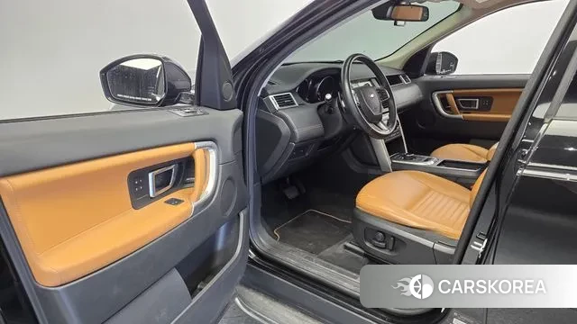 Land Rover Discovery Sports 2018 Черный из Кореи, фото 2