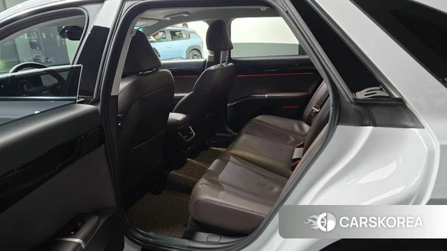 Hyundai Grandeur (GN7) 2023 Белый из Кореи, фото 2