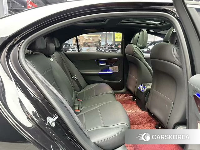 Mercedes-Benz Class C 2023 Черный из Китая, фото 2