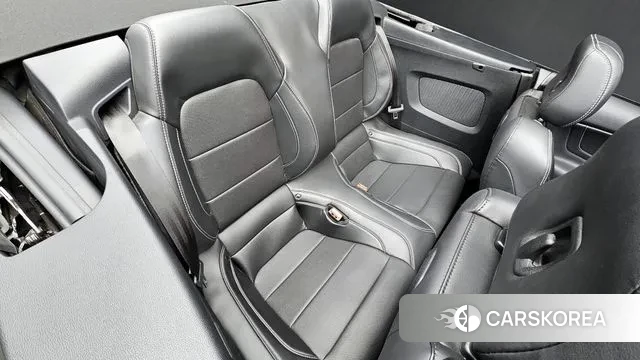 Ford Mustang 2022 Черный из Кореи, фото 2