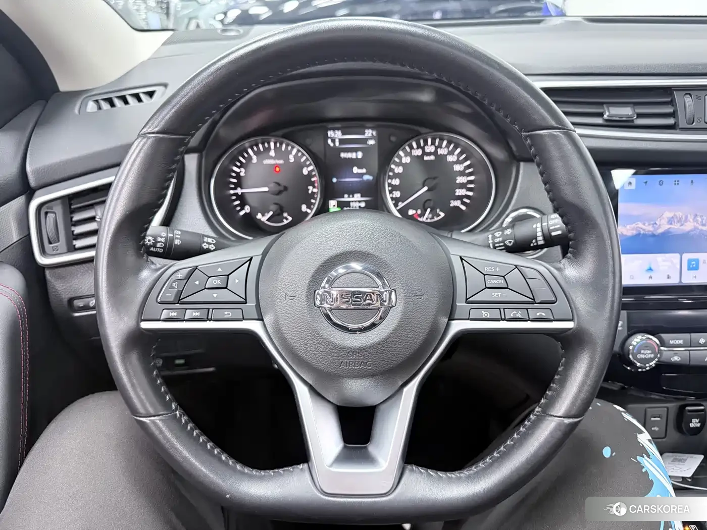 Nissan Qashqai 2022 Champagne/brown из Китая, фото 2