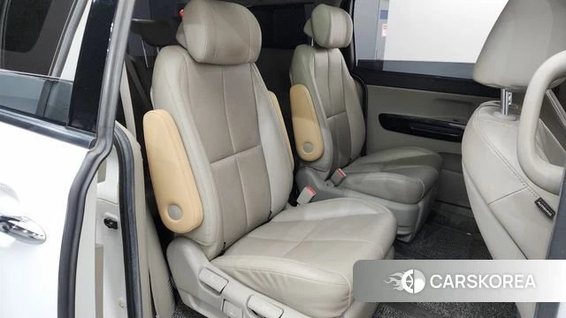 Kia The New Carnival 2018 Белый из Кореи, фото 2