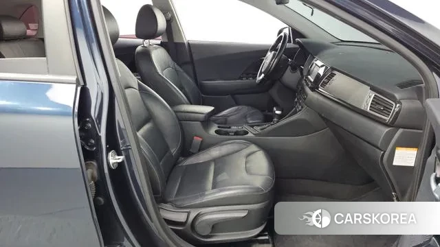 Kia Niro 2018 Синий из Кореи, фото 2