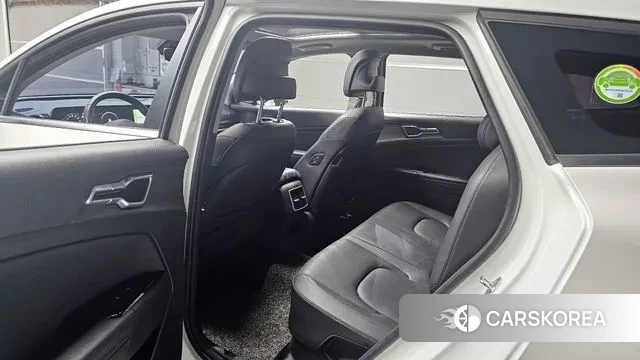 Kia Sportage 5th Generation Hybrid 2021 Белый из Кореи, фото 2