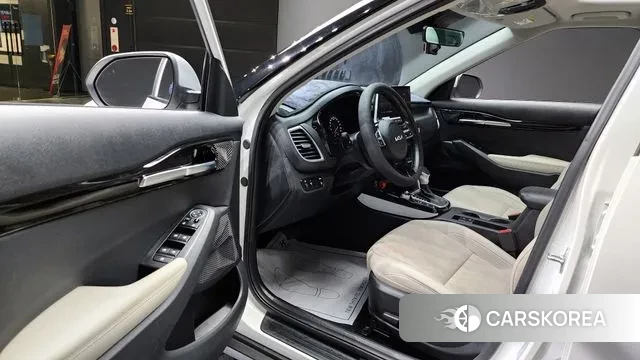 Kia Seltos 2021 Белый из Кореи, фото 2