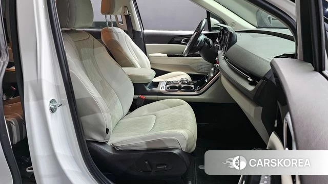 Kia Carnival 4th generation 2021 Белый из Кореи, фото 2