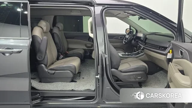 Kia The New Carnival 4th Generation 2025 Черный из Кореи, фото 2