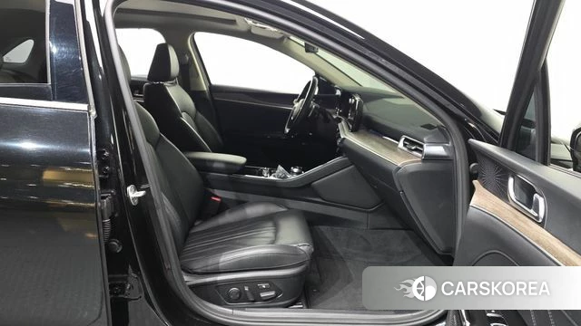 Kia K5 3rd generation 2022 Черный из Кореи, фото 2
