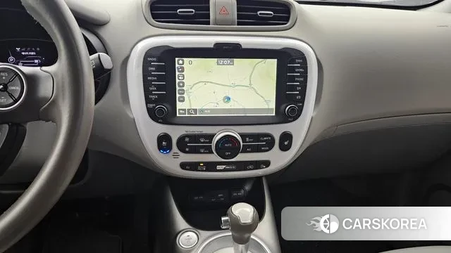 Kia Soul EV 2018 Белый из Кореи, фото 2