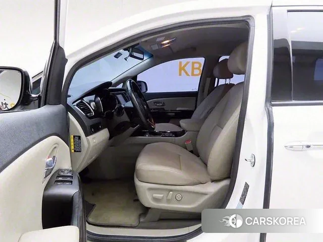 Kia The New Carnival 2020 Белый из Кореи, фото 2