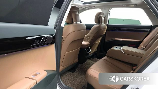 Hyundai Grandeur Hybrid (GN7) 2023 Белый из Кореи, фото 2