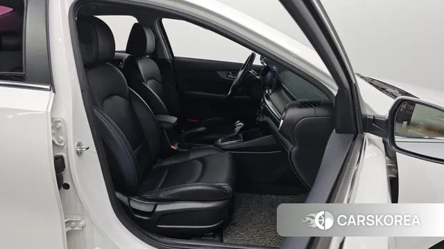 Kia Come New K3 2018 Белый из Кореи, фото 2