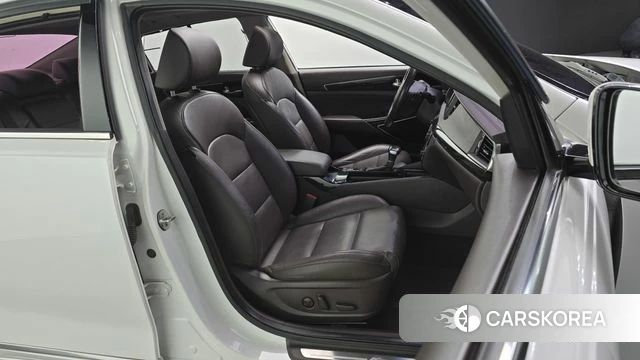 Kia Come New K7 2018 Белый из Кореи, фото 2