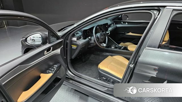 Kia K5 3rd generation 2020 Серый из Кореи, фото 2