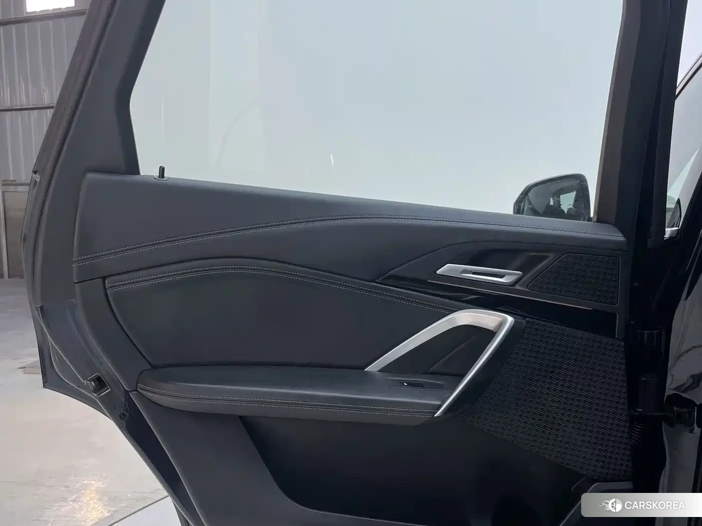 BMW X1 2024 Черный из Китая, фото 2