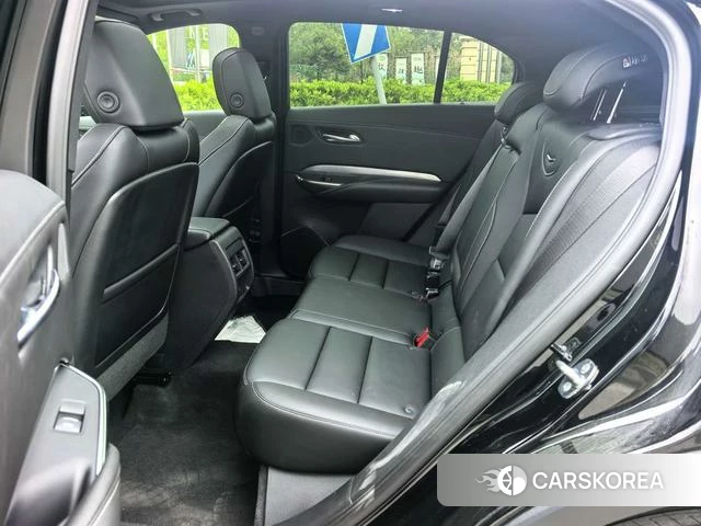Cadillac XT4 2024 Черный из Китая, фото 2