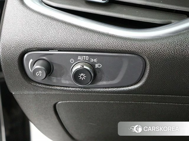 Chevrolet (GM Daewoo) All New Malibu 2018 Жемчужный цвет из Кореи, фото 2