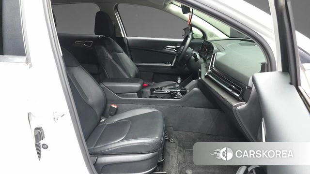Kia Sportage 5th Generation 2022 Белый из Кореи, фото 2