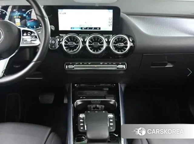 Mercedes-Benz GLA - Class H247 id 3213842 из Кореи 2