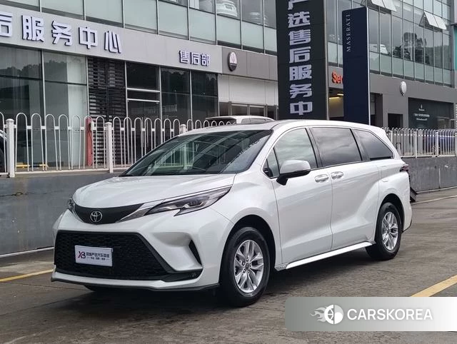 Toyota Grevia 2025 Белый из Китая, фото 2