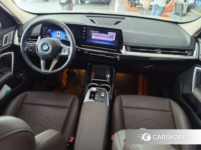 BMW X1 2023 Белый из Китая, фото 2